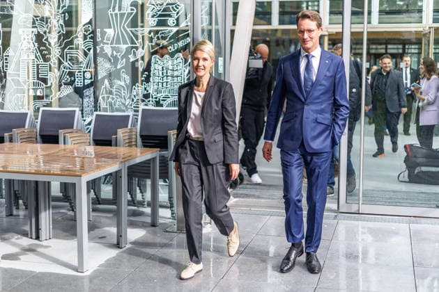 Bewerbung um Olympische und Paralympische Spiele KoelnRheinRuhr Ministerpraesident Hendrik Wuest und Ministerpraesidentin Manuela Schwesig im Rahmen der Bewerbung um Olympische und Paralympische Spiele KoelnRheinRuhr am 24.09.26 in Berlin. Berlin Berlin Deutschland Westwind