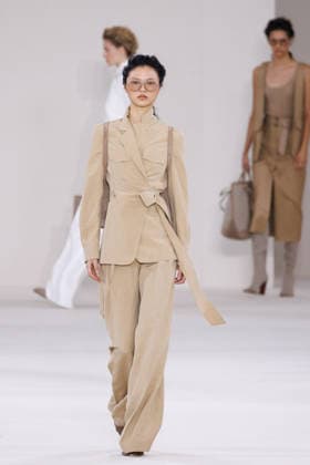 IPA88919673 - Milan, Milan Women™s Fashion Week Spring Summer 2027 - Women™s Fashion, Spring Summer 2027 - Max Mara fashion show - pictured on the runway: Model  Copyright: xCinziaxCamelax xx IPA88919673