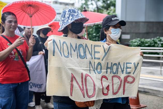 September 24, 2026, Bangkok, Thailand: BANGKOK, THAILAND, SEPTEMBER 24, 2026: Sex workersÃ¢â‚¬â ¢ rights activists demonstrate at the Ministry of Social Development and Human Security in Bangkok, calling for legislation to decriminalize sex work and provide labor protections. ThailandÃ¢â‚¬â ¢s 1996 Prevention and Suppression of Prostitution Act criminalizes sex work, while rights groups are campaigning for legal recognition and access to labor and social protections. Bangkok Thailand - ZUMAq101 20260924_zna_q101_124 Copyright: xWatsawatxKoktabtimx