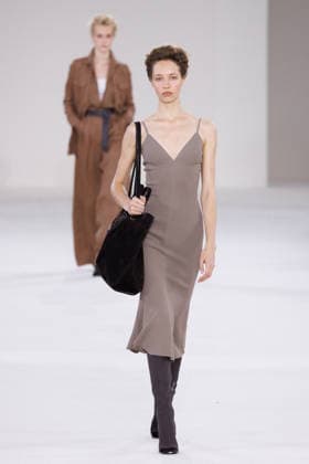 MFW - Max Mara Runway A model walks the runway during the Max Mara fashion show at Milan Women’s Fashion Week Spring Summer 2027 in Milan, Italy on September 24, 2026. Photo by Cinzia Camela IPA ABACAPRESS.COM Milan Italy  Copyright: xIPA ABACAx