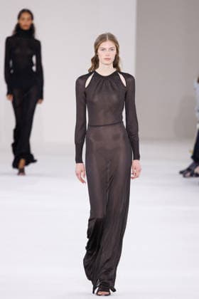 MFW - Max Mara Runway A model walks the runway during the Max Mara fashion show at Milan Women’s Fashion Week Spring Summer 2027 in Milan, Italy on September 24, 2026. Photo by Cinzia Camela IPA ABACAPRESS.COM Milan Italy  Copyright: xIPA ABACAx