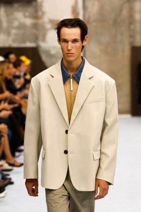Runway at the Marni fashion show during Milan Fashion Week Women s Spring Summer 2027 on September 23, 2026, in Milan, Italy Bestimage Milan, Italy  Copyright: xAgencex xBestimagexAgencex xBestimagex