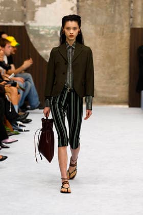 Runway at the Marni fashion show during Milan Fashion Week Women s Spring Summer 2027 on September 23, 2026, in Milan, Italy Bestimage Milan, Italy  Copyright: xAgencex xBestimagexAgencex xBestimagex