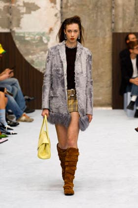 Runway at the Marni fashion show during Milan Fashion Week Women s Spring Summer 2027 on September 23, 2026, in Milan, Italy Bestimage Milan, Italy  Copyright: xAgencex xBestimagexAgencex xBestimagex
