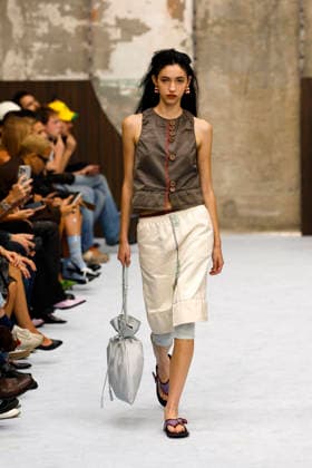 Runway at the Marni fashion show during Milan Fashion Week Women s Spring Summer 2027 on September 23, 2026, in Milan, Italy Bestimage Milan, Italy  Copyright: xAgencex xBestimagexAgencex xBestimagex
