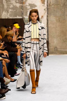 Runway at the Marni fashion show during Milan Fashion Week Women s Spring Summer 2027 on September 23, 2026, in Milan, Italy Bestimage Milan, Italy  Copyright: xAgencex xBestimagexAgencex xBestimagex