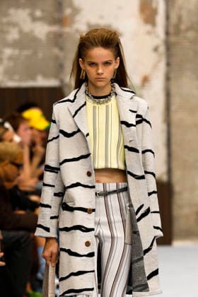 Runway at the Marni fashion show during Milan Fashion Week Women s Spring Summer 2027 on September 23, 2026, in Milan, Italy Bestimage Milan, Italy  Copyright: xAgencex xBestimagexAgencex xBestimagex