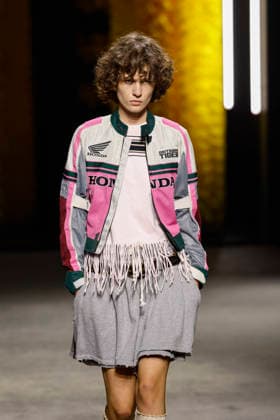 Runway at the Onitsuka Tiger fashion show during Milan Fashion Week Women s Spring Summer 2027 on September 23, 2026, in Milan, Italy Bestimage Milano Italy  Copyright: xAgencex xBestimagexAgencex xBestimagex