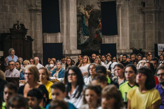 Mass in Marín, Pontevedra, for the victims of the earthquake that occurred in late June in Venezuela Mass for the victims from the municipality who lost their lives in the earthquake in Venezuela last June, on September 24, 2026, in Marín, Pontevedra, Galicia, Spain. The new parish church in Marín is hosting a Mass in memory of Lía, Ulises, Adela, and Yhosvany—a family of Venezuelan origin residing in the municipality—who died in the earthquakes that struck La Guaira last June. The event, organized by the educational community of the Colegio Inmaculada, is also dedicated to the victims of other natural disasters. SEPTEMBER 24, 2026 PARISH GALICIA GALICIANS VENEZUELA EARTHQUAKE TRIBUTE VENEZUELAN COMMUNITY VENEZUELANS NATURAL DISASTER VICTI Copyright: xBeatrizxCiscarx 7797283