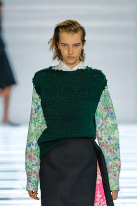 Runway at the Prada fashion show during Milan Fashion Week Women s Spring Summer 2027 on September 22, 2026, in Milan, Italy Bestimage Milan, Italy  Copyright: xAgencex xBestimagexAgencex xBestimagex