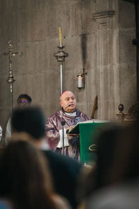 Mass in Marín, Pontevedra, for the victims of the earthquake that occurred in late June in Venezuela Mass for the victims from the municipality who lost their lives in the earthquake in Venezuela last June, on September 24, 2026, in Marín, Pontevedra, Galicia, Spain. The new parish church in Marín is hosting a Mass in memory of Lía, Ulises, Adela, and Yhosvany—a family of Venezuelan origin residing in the municipality—who died in the earthquakes that struck La Guaira last June. The event, organized by the educational community of the Colegio Inmaculada, is also dedicated to the victims of other natural disasters. SEPTEMBER 24, 2026 PARISH GALICIA GALICIANS VENEZUELA EARTHQUAKE TRIBUTE VENEZUELAN COMMUNITY VENEZUELANS NATURAL DISASTER VICTI Copyright: xBeatrizxCiscarx 7797290