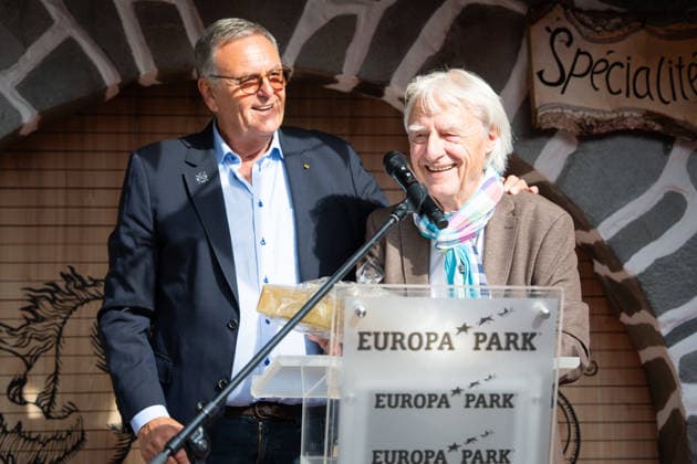 Europa Park, Rust, Schweizer Themenbereich, Walliser Dorf, offizielle Eröffnung des Emil Hüüsli, Emil Steinberger, Emils Bühnenwelt, Ausstellung, Schweizer Künstler, Komiker, Schauspieler, Lebenswerk, Unterhaltung, Kultur, Freizeitpark, neue Attraktion, Tourismus, Symbolfoto Roland Mack, Rust Europa Park Baden-Württemberg Deutschland Copyright: xFINLEYxMÖRCHx