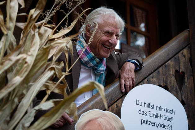 Europa Park, Rust, Schweizer Themenbereich, Walliser Dorf, offizielle Eröffnung des Emil Hüüsli, Emil Steinberger, Emils Bühnenwelt, Ausstellung, Schweizer Künstler, Komiker, Schauspieler, Lebenswerk, Unterhaltung, Kultur, Freizeitpark, neue Attraktion, Tourismus, Symbolfoto Rust Europa Park Baden-Württemberg Deutschland Copyright: xFINLEYxMÖRCHx
