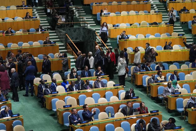 Delegates leave UN General Assembly as Netanyahu arrives to speak NEW YORK, UNITED STATES - SEPTEMBER 24: Delegates from several countries leave the room as Israeli Prime Minister Benjamin Netanyahu speaks during the 81st session of the United Nations General Assembly at UN headquarters in New York, United States, on September 24, 2026. Mehmet Eser Anadolu New York United States. Editorial use only. Please get in touch for any other usage.  Copyright: x2026xAnadoluxMehmetxEserx