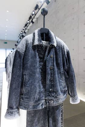 IPA88926039 - Milan, Milan Women™s Fashion Week Spring Summer 2027 - Women™s Fashion, Spring Summer 2027 - Emporio Armani Show - pictured: set design  Copyright: xCinziaxCamelax xx IPA88926039