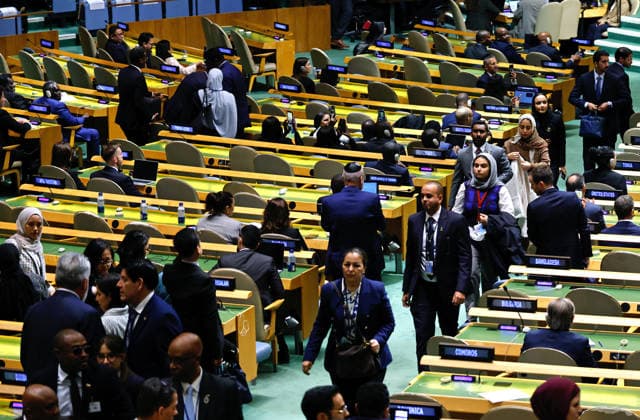 Delegates and diplomats walk out of the GA Hall as Prime Minister of Israel Benjamin Netanyahu begins speaking at the UN General Assembly 81st session General Debate at the United Nations Headquarters on Thursday, September 24, 2026 in New York City.  NYP202609244028 PETERxFOLEY