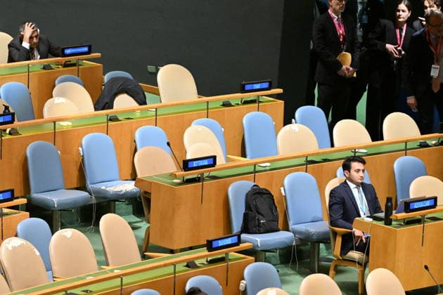 NYC: 2026 Opening of the UN General Assembly Empty seats as Prime Minister Benjamin Netanyhu of Israel speaks during day 3 of the opening of the 81st Session of the United Nations General Assembly at UN Headquarters in New York, New York, USA on Thursday, 24 September, 2026. Photo by Kyle Mazza CNP ABACAPRESS.COM New York New York United States  Copyright: xCNP ABACAx