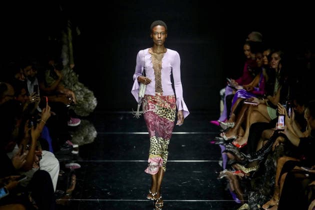 September 24, 2026, Milano, Lombardia: Milano Fashion Week - La sfilata di Roberto Cavalli a Milano, 24 settembre 2026. ANSA MOURAD BALTI TOUATI. Milano Lombardia  - ZUMAa110 20260924_zaf_a110_053 Copyright: xMouradxBaltixTouatix