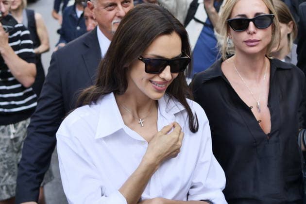 IPA88926962 - Milan, Milan Women s Fashion Week: Spring Summer 2026 2027 - Women s Fashion, Spring Summer 2026–2027 - Alberta Ferretti fashion show - Pictured: Irina Shayk  Copyright: xLucaxPontix xLucaPonti IpaAgencyx IPA88926962