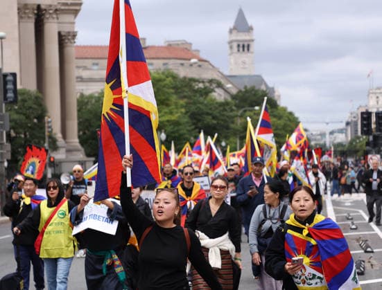 September 24, 2026, Washington, District Of Columbia, USA: Demonstrators from the Free Tibet movement protest against Chinese President Xi Jinping s state visit in Washington, DC, as they march toward the US Capitol on September 24, 2026. President Xi is on a State visit to the United States from September 23 to 25. Washington USA - ZUMAs337 20260924_znp_s337_014 Copyright: xGentxShkullakux