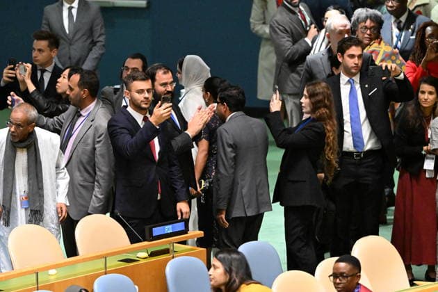 Delegates stand up and depart in protest as Prime Minister Benjamin Netanyhu of Israel speaks during day 3 of the opening of the 81st Session of the United Nations General Assembly at UN Headquarters in New York, New York, USA on Thursday, 24 September, 2026. Copyright: xKylexMazza CNPx MediaPunchx