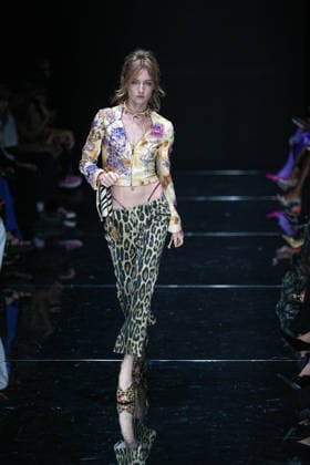 IPA88928756 - Milan, Milan Women™s Fashion Week Spring Summer 2027 - Women™s Fashion, Spring Summer 2027 - Cavalli fashion show - runway Pictured: Model  Copyright: xRiccardoxGIordanox xRiccardoxGiordano IPAx IPA88928756