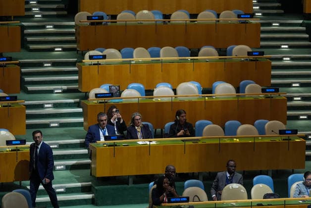 Delegates leave UN General Assembly as Netanyahu arrives to speak NEW YORK, UNITED STATES - SEPTEMBER 24: Delegates from several countries leave the room as Israeli Prime Minister Benjamin Netanyahu speaks during the 81st session of the United Nations General Assembly at UN headquarters in New York, United States, on September 24, 2026. Mehmet Eser Anadolu New York United States. Editorial use only. Please get in touch for any other usage.  Copyright: x2026xAnadoluxMehmetxEserx