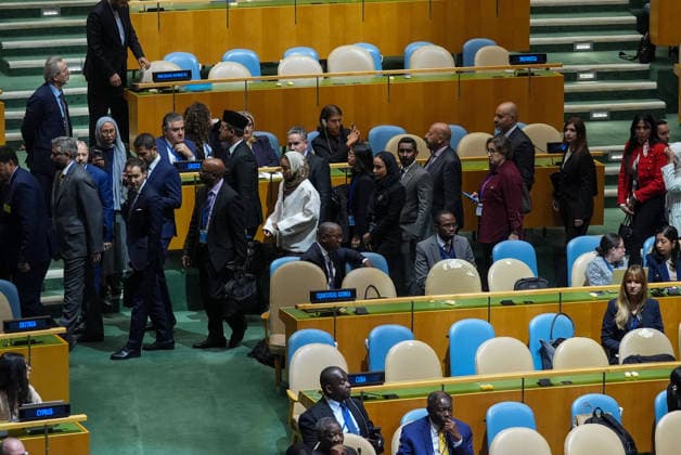Delegates leave UN General Assembly as Netanyahu arrives to speak NEW YORK, UNITED STATES - SEPTEMBER 24: Delegates from several countries leave the room as Israeli Prime Minister Benjamin Netanyahu speaks during the 81st session of the United Nations General Assembly at UN headquarters in New York, United States, on September 24, 2026. Mehmet Eser Anadolu New York United States. Editorial use only. Please get in touch for any other usage.  Copyright: x2026xAnadoluxMehmetxEserx