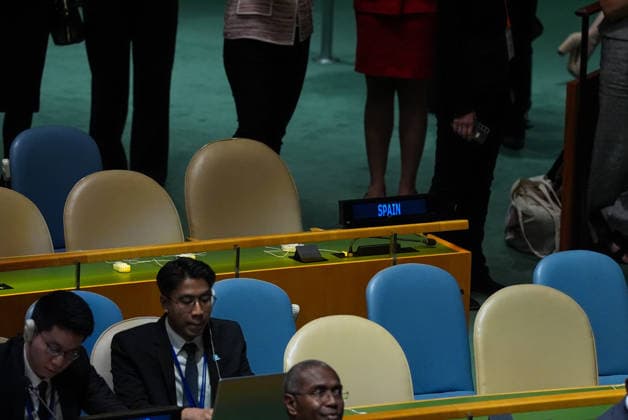 Delegates leave UN General Assembly as Netanyahu arrives to speak NEW YORK, UNITED STATES - SEPTEMBER 24: Some delegates listen as Israeli Prime Minister Benjamin Netanyahu speaks, while some seats remain empty, during the 81st session of the United Nations General Assembly at UN headquarters in New York, United States, on September 24, 2026. Mehmet Eser Anadolu New York United States. Editorial use only. Please get in touch for any other usage.  Copyright: x2026xAnadoluxMehmetxEserx