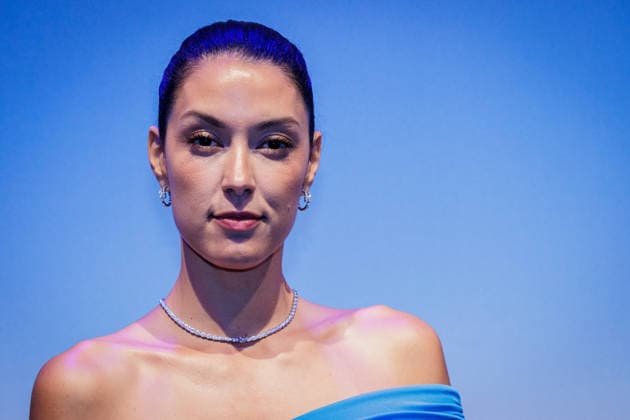 24.09.2026. Düsseldorf. Rebecca Mir auf dem Blue Carpet zum Launch des neuen Guerlain L™Heure Bleue Eau de Parfum im Düsseldorfer Lofthouse. Düsseldorf Lofthouse, Reisholzer Werftstraße Nordrhein-Westfalen Deutschland