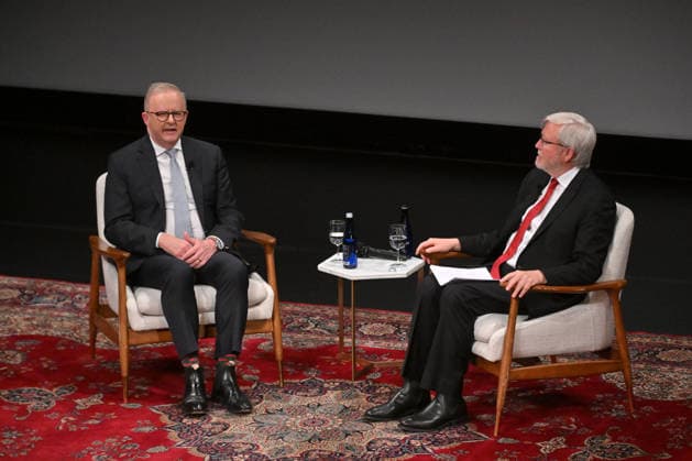 ANTHONY ALBANESE UNITED STATES VISIT, Australia™s Prime Minister Anthony Albanese in conversation with former prime minister Kevin Rudd at the Asia Society during the United Nations General Assembly in New York, Thursday, September 24, 2026. ( NO ARCHIVING NEW YORK New York United States of America  Copyright: xMICKxTSIKASx 20260925130036926304
