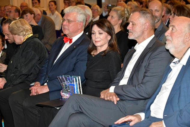 Monika Grütters, Christian Höppner, Iris Berben, Heiko Kiesow und Ron Prosor bei der Verleihung des Deutschen Kulturpolitikpreises 2026 an Iris Berben in der Staatsbibliothek zu Berlin. Berlin, 24.09.2026