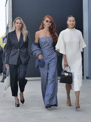 IPA88933140 - Milan, Milan Women s Fashion Week: Spring Summer 2026 2027 - Women s Fashion, Spring Summer 2026–2027 - Genny fashion show - Pictured: Guest  Copyright: xLucaxPontix xLucaPonti IpaAgencyx IPA88933140