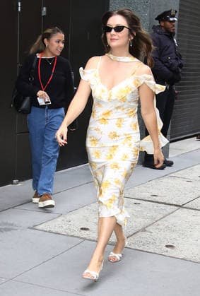 NEW YORK, NY - SEPTEMBER 24: Billie Lourd seen at The View on September 24, 2026 in New York City. Copyright: xRWx
