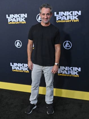 September 24, 2026, Los Angeles, California, USA: American drummer, songwriter and composer. ALEC PURO, 51, attends Linkin Park: Unshatter World Premiere red carpet. Los Angeles USA  - ZUMAb173 20260924_aap_b173_018 Copyright: xBillyxBennightx