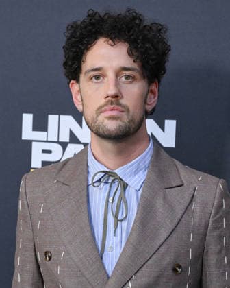 September 24, 2026, Los Angeles, California, USA: American songwriter, producer, and musician COLIN BRITTAIN, 39, attends Linkin Park: Unshatter World Premiere red carpet. Los Angeles USA  - ZUMAb173 20260924_aap_b173_019 Copyright: xBillyxBennightx