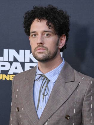 September 24, 2026, Los Angeles, California, USA: American songwriter, producer, and musician COLIN BRITTAIN, 39, attends Linkin Park: Unshatter World Premiere red carpet. Los Angeles USA  - ZUMAb173 20260924_aap_b173_037 Copyright: xBillyxBennightx