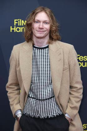 Filip Schnack bei der Festivaleröffnung mit der Premiere des Kinofilms The Idiot(s) auf dem 34. Filmfest Hamburg 2026 im Cinemaxx Dammtor. Hamburg, 24.09.2026