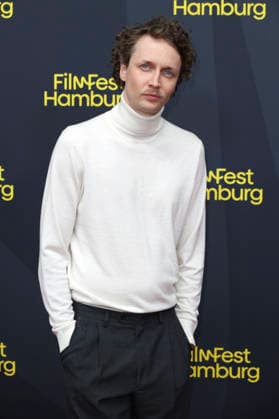 Julius Feldmeier bei der Festivaleröffnung mit der Premiere des Kinofilms The Idiot(s) auf dem 34. Filmfest Hamburg 2026 im Cinemaxx Dammtor. Hamburg, 24.09.2026