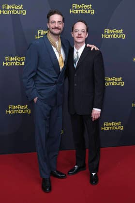 Fridolin Sandmeyer und Merlin Sandmeyer bei der Festivaleröffnung mit der Premiere des Kinofilms The Idiot(s) auf dem 34. Filmfest Hamburg 2026 im Cinemaxx Dammtor. Hamburg, 24.09.2026