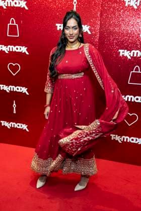 ABB TKMAXX- Sayana Ranjan zu Gast auf dem roten Teppich bei der Neueroeffnung der TK Maxx Filiale am Alexanderplatz am 24.09.2026 in Berlin Berlin Deutschland