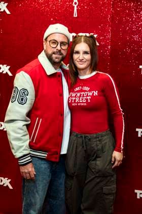 ABB TKMAXX- Felix von Jascheroff und Alexandra Sophie zu Gast auf dem roten Teppich bei der Neueroeffnung der TK Maxx Filiale am Alexanderplatz am 24.09.2026 in Berlin Berlin Deutschland