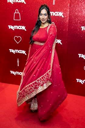 ABB TKMAXX- Sayana Ranjan zu Gast auf dem roten Teppich bei der Neueroeffnung der TK Maxx Filiale am Alexanderplatz am 24.09.2026 in Berlin Berlin Deutschland