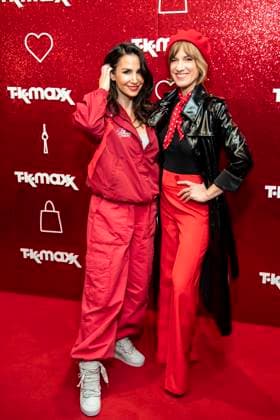 ABB TKMAXX- SÄ±la Sahin und Isabell Horn zu Gast auf dem roten Teppich bei der Neueroeffnung der TK Maxx Filiale am Alexanderplatz am 24.09.2026 in Berlin Berlin Deutschland