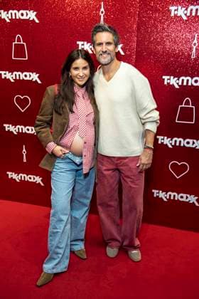 ABB TKMAXX- Chryssanthi Kavazi und Tom Beck zu Gast auf dem roten Teppich bei der Neueroeffnung der TK Maxx Filiale am Alexanderplatz am 24.09.2026 in Berlin Berlin Deutschland