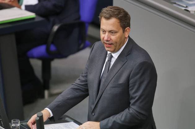Berlin, Deutschland, 25.09.2026: Deutscher Bundestag: 97. Bundestagssitzung - Haushaltswoche: Bundesminister der Finanzen Lars Klingbeil (SPD) Copyright: xdtsxNachrichtenagenturx dts_136420