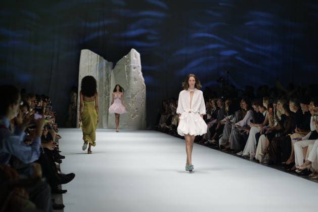 IPA88945382 - Milan, Milan Women s Fashion Week: Spring Summer 2026 2027 - Women s Fashion, Spring Summer 2026–2027, Genny s fashion show. Runway  Copyright: xLucaxPontix xLucaPonti IpaAgencyx IPA88945382