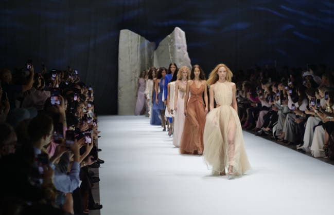 IPA88945432 - Milan, Milan Women s Fashion Week: Spring Summer 2026 2027 - Women s Fashion, Spring Summer 2026–2027, Genny s fashion show. Runway  Copyright: xLucaxPontix xLucaPonti IpaAgencyx IPA88945432