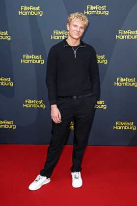 Lenny Scheibner bei der Festivaleröffnung mit der Premiere des Kinofilms The Idiot(s) auf dem 34. Filmfest Hamburg 2026 im Cinemaxx Dammtor. Hamburg, 24.09.2026