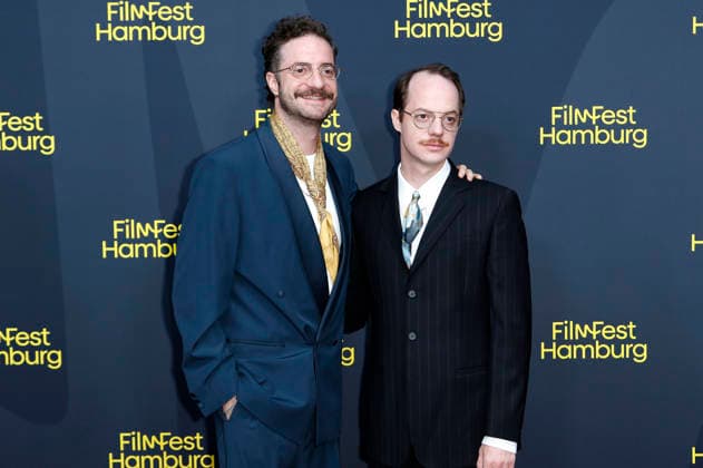 Fridolin Sandmeyer und Merlin Sandmeyer bei der Festivaleröffnung mit der Premiere des Kinofilms The Idiot(s) auf dem 34. Filmfest Hamburg 2026 im Cinemaxx Dammtor. Hamburg, 24.09.2026